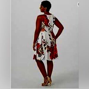 Roz & Ali Red and White Floral Midi Dress - Pockets- Gold Zip- Size 2